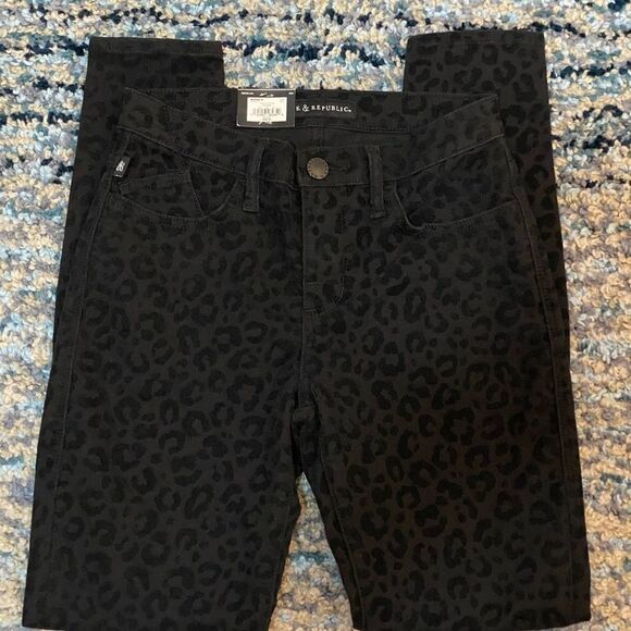 Rock & Republic Got Flocked Kashniere Leggings 4 - Picture 6 of 16